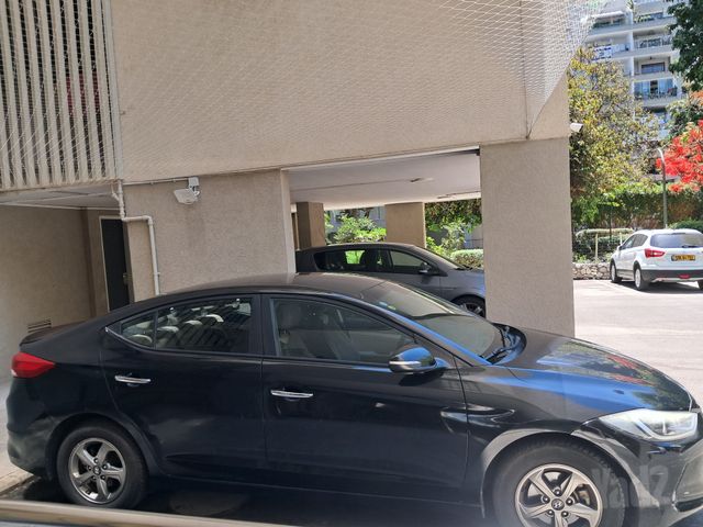 יונדאי אלנטרה