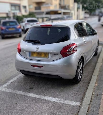 מודעת רכב פיג'ו 208