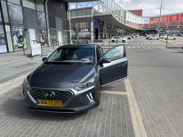 מודעת רכב יונדאי איוניק