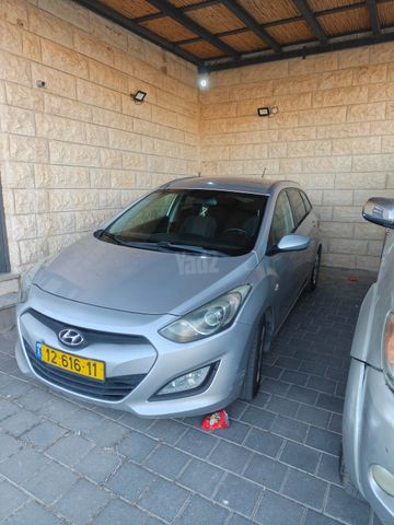 יונדאי i30