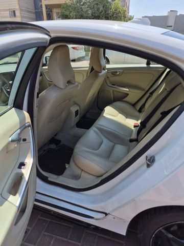וולוו S60