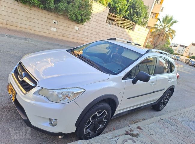 סובארו XV