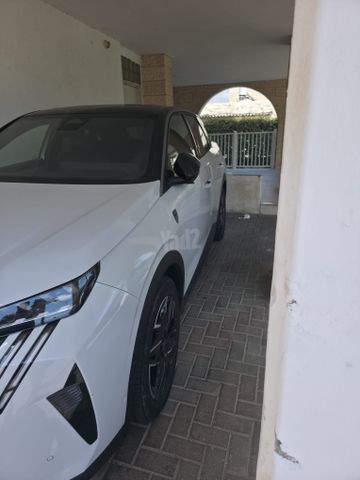 פיג'ו 3008