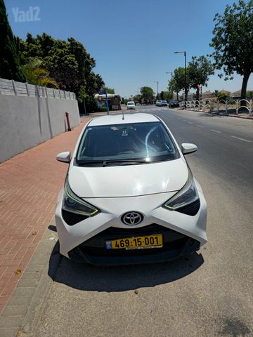 טויוטה אייגו