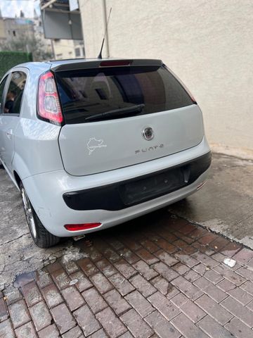 מודעת רכב פיאט פונטו