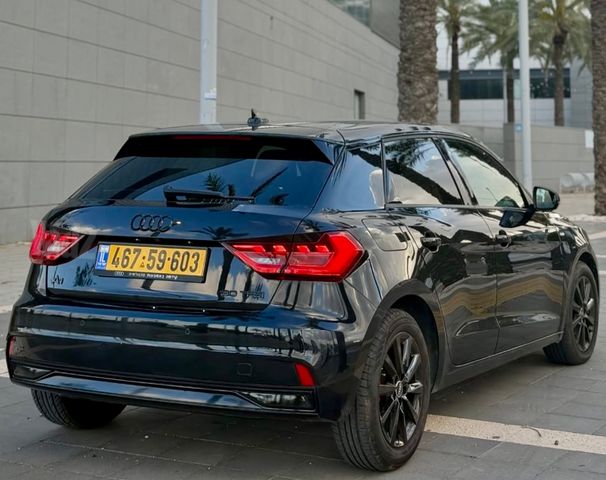 אאודי A1