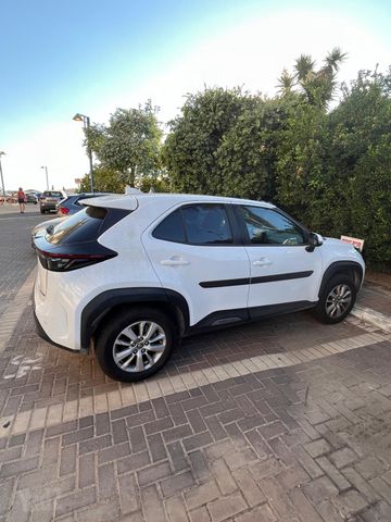 טויוטה יאריס קרוס
