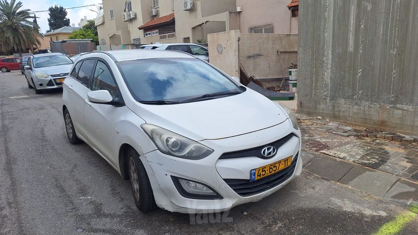 יונדאי i30