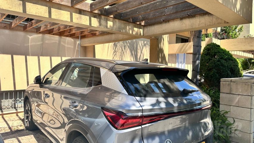 מודעת רכב בי.ווי.די אטו 3