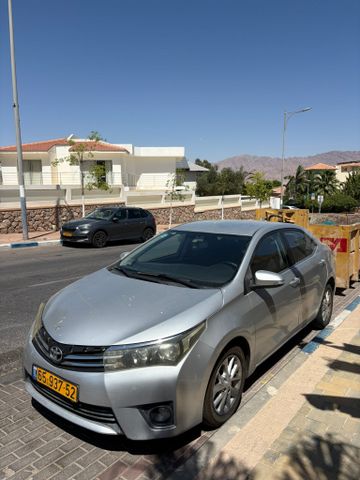 מודעת רכב טויוטה קורולה