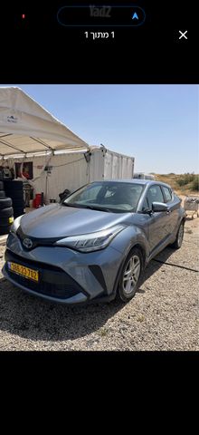 מודעת רכב טויוטה C-HR