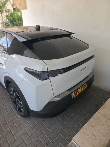 פיג'ו 3008