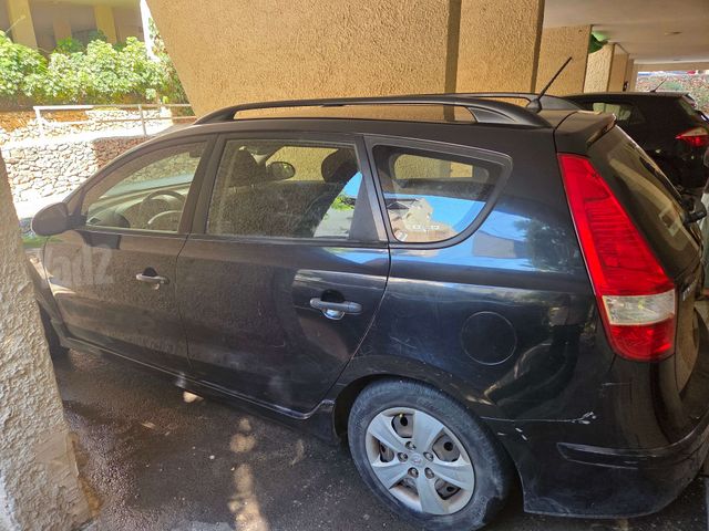 יונדאי i30