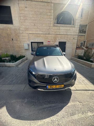 מרצדס-בנץ EQB