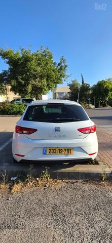 סיאט לאון