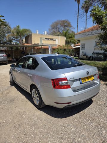 סקודה אוקטביה 