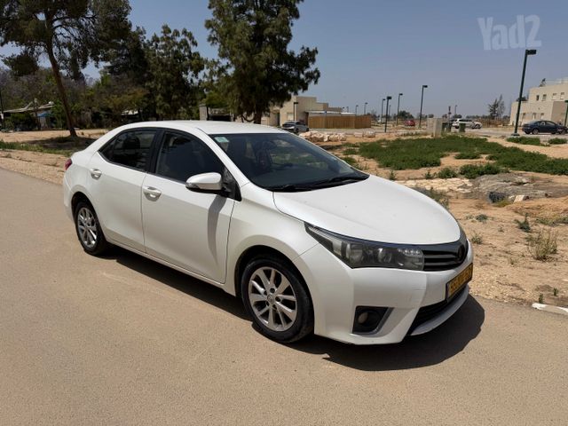 מודעת רכב טויוטה קורולה