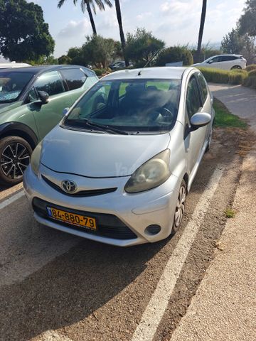 מודעת רכב טויוטה אייגו