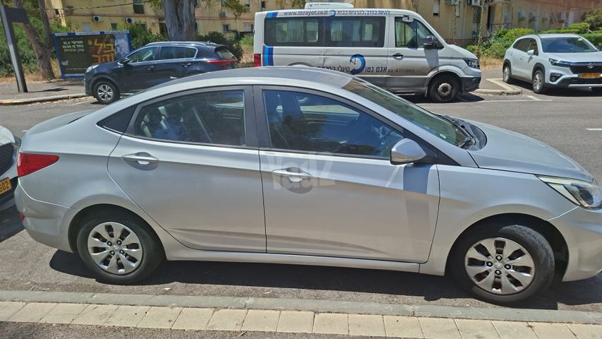 מודעת רכב יונדאי אקסנט i25