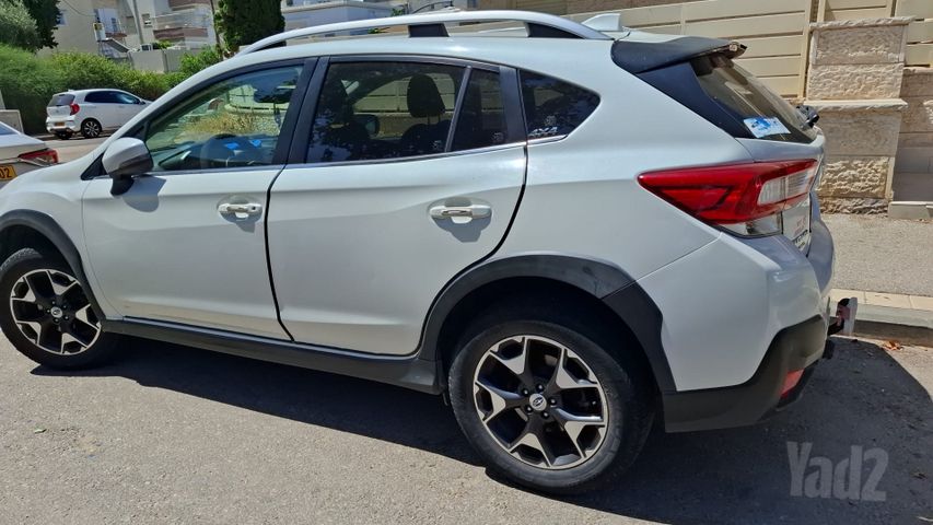 מודעת רכב סובארו XV