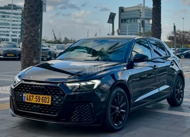 אאודי A1