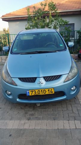 מודעת רכב מיצובישי גרנדיס
