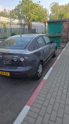 מאזדה 3