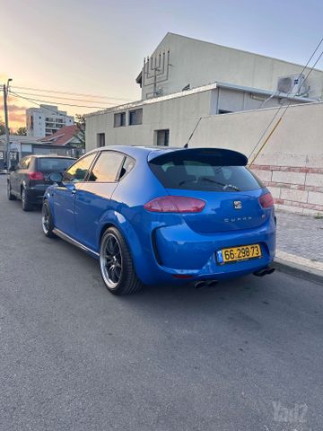 מודעת רכב סיאט לאון