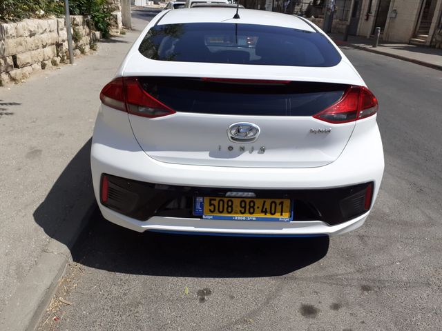 יונדאי איוניק