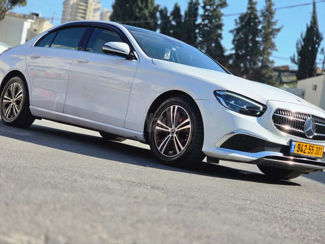 מודעת רכב מרצדס-בנץ E-class