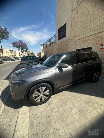 מרצדס-בנץ EQB