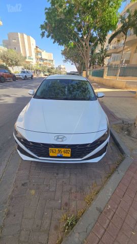 יונדאי אלנטרה