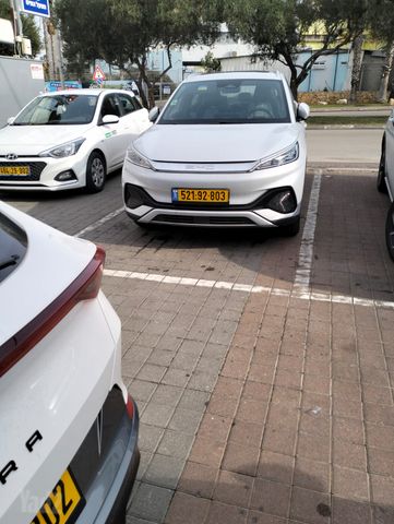 מודעת רכב בי.ווי.די אטו 3