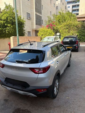 קיה סטוניק