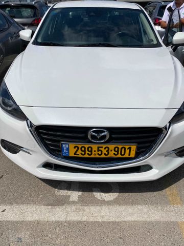מודעת רכב מאזדה 3