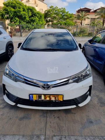 מודעת רכב טויוטה קורולה