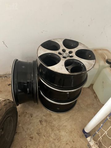 פולקסווגן פולו 