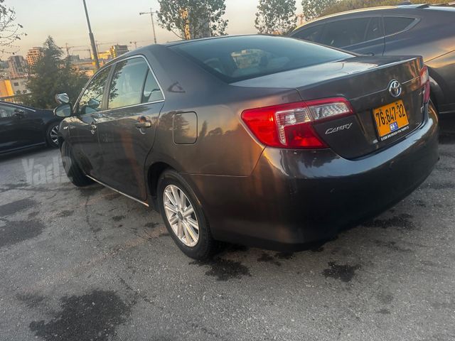 טויוטה קאמרי