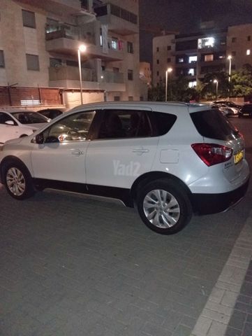סוזוקי קרוסאובר