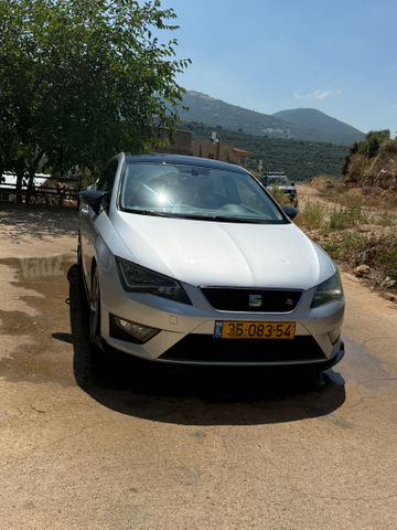 מודעת רכב סיאט לאון