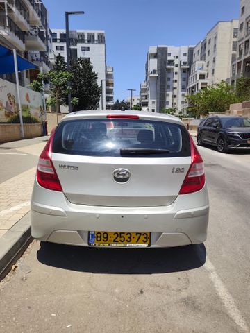 יונדאי i30