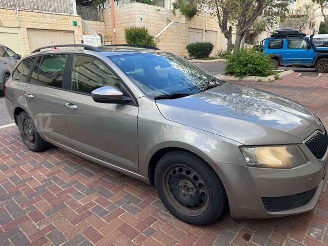 סקודה אוקטביה 