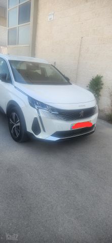 פיג'ו 5008