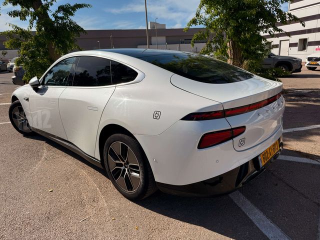 מודעת רכב אקספנג P7