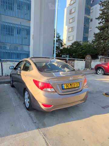 יונדאי אקסנט i25