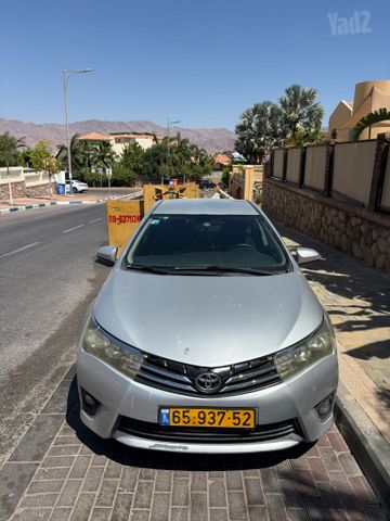 טויוטה קורולה