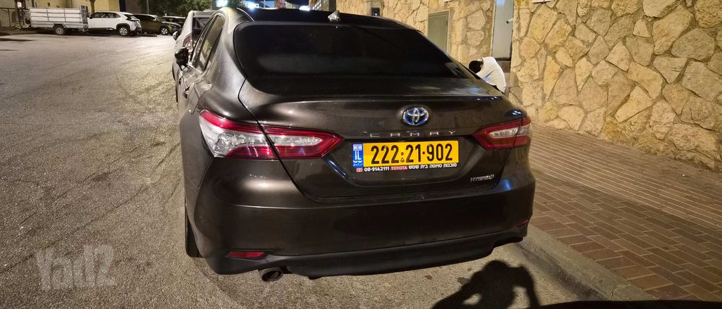 מודעת רכב טויוטה קאמרי