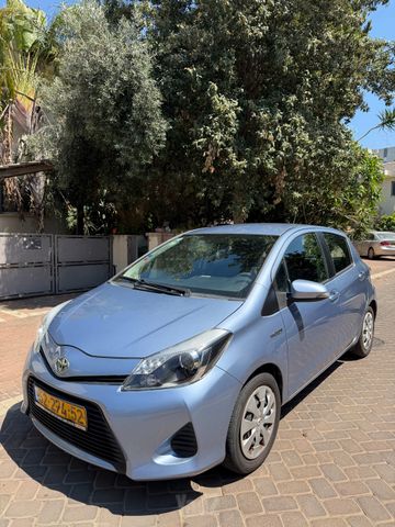 מודעת רכב טויוטה יאריס