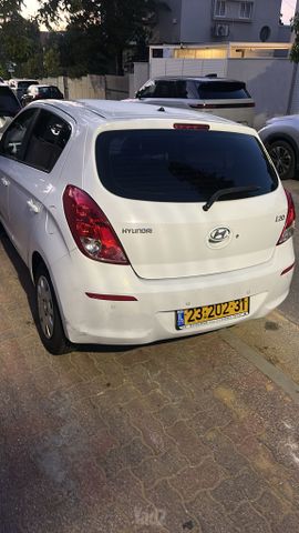 יונדאי i20