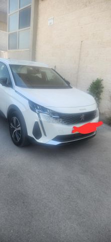 פיג'ו 5008